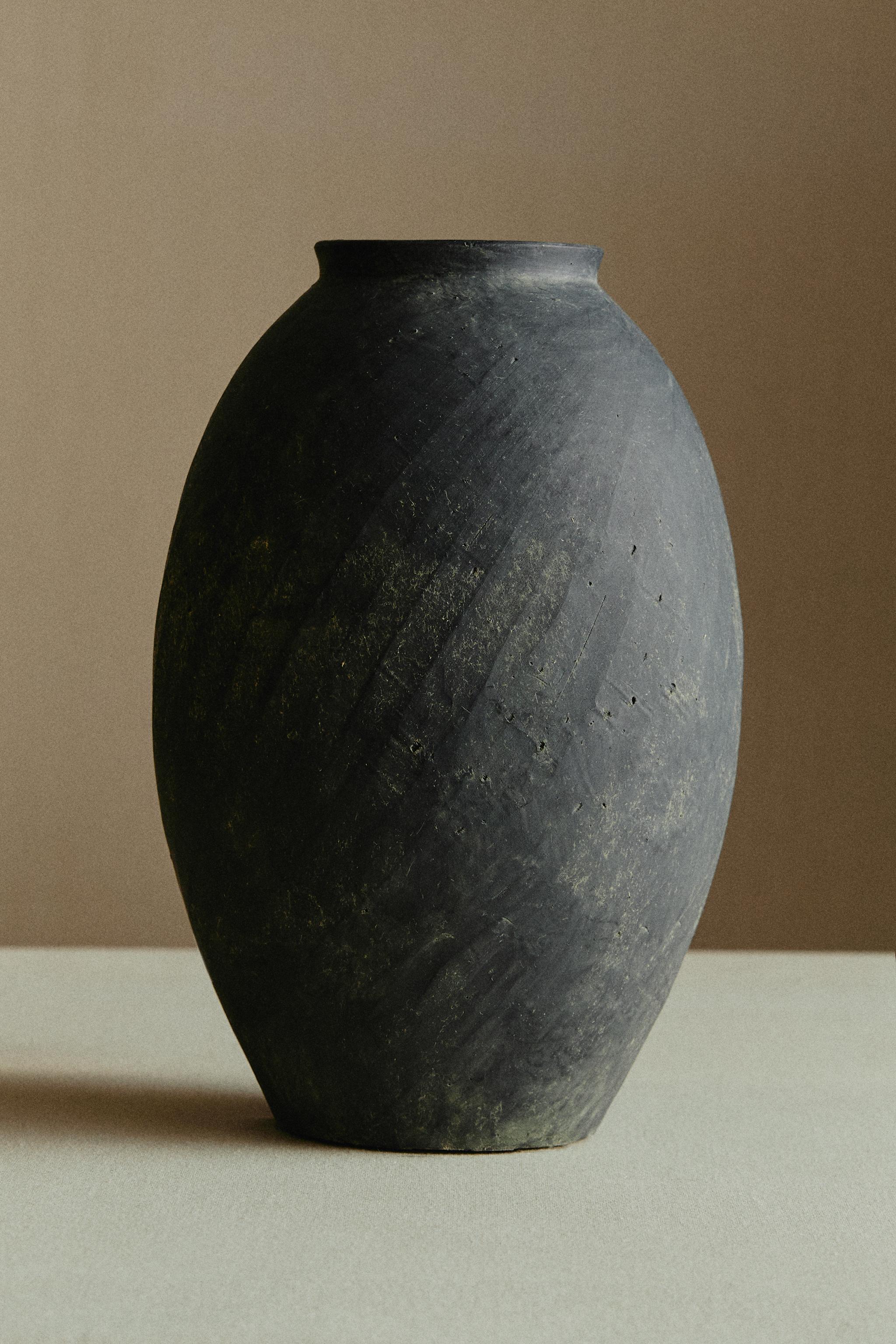 TEXTURED CERAMIC VASE